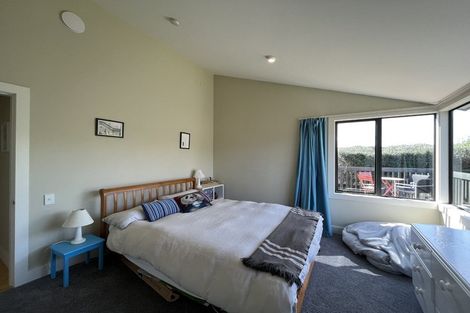 Photo of property in 66 Joseph Banks Drive, Whitby, Porirua, 5024