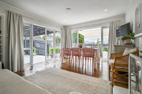 Photo of property in 805 Maitland Crescent, Mayfair, Hastings, 4122