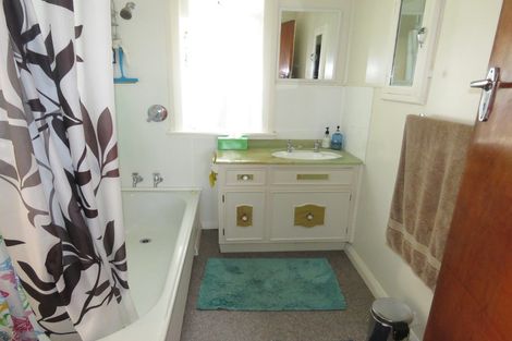 Photo of property in 4 Broadway, Reefton, 7830