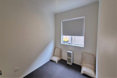 Photo of property in 32 Cupples Street, Papamoa Beach, Papamoa, 3118