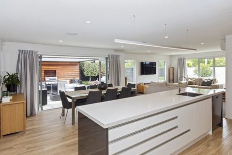 Photo of property in 135 Styx Mill Road, Casebrook, Christchurch, 8051