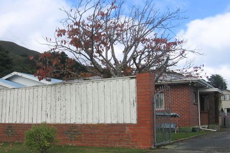 Photo of property in 146 Riverside Drive, Waiwhetu, Lower Hutt, 5010