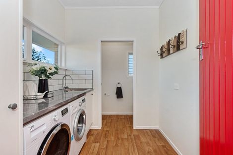 Photo of property in 60 Coronation Road, Morrinsville, 3300