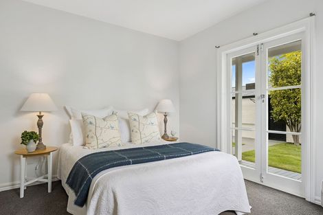 Photo of property in 100 Blighs Road, Strowan, Christchurch, 8052