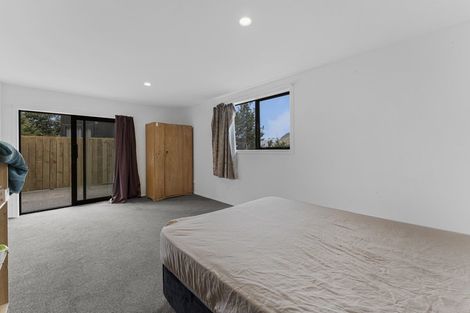 Photo of property in 40 Avalon Crescent, Fernhill, Queenstown, 9300