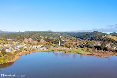 Photo of property in 128 Patiki Place, Whangamata, 3620