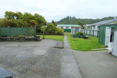 Photo of property in 102 Marsden Road, Greymouth, 7805