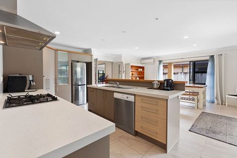 Photo of property in 7 Gibson Place, Papamoa Beach, Papamoa, 3118