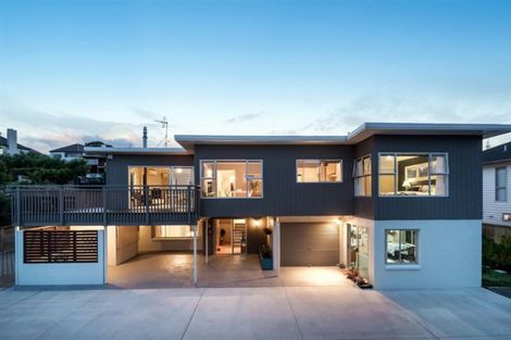 Photo of property in 11 Havenwood Place, Birkenhead, Auckland, 0626