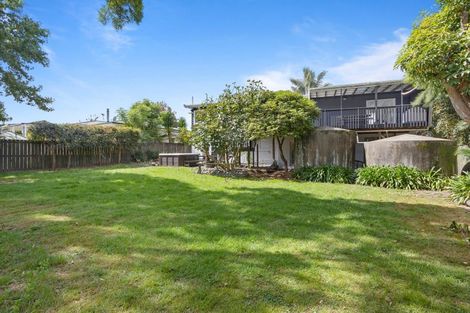 Photo of property in 20 Great North Road, Riverhead, 0820