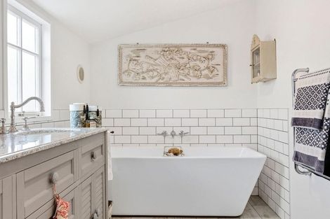 Photo of property in 25 Hall Street, Cambridge, 3434