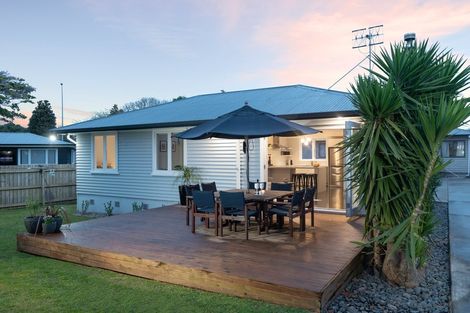Photo of property in 86 Bellevue Road, Brookfield, Tauranga, 3110