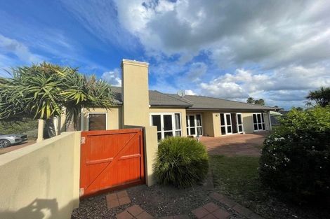 Photo of property in 19 Montego Drive, Papamoa Beach, Papamoa, 3118