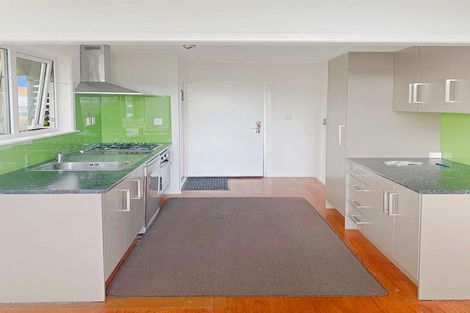 Photo of property in 31 Simpson Road, Ranui, Auckland, 0612