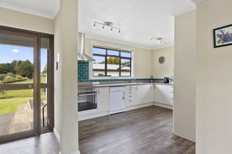 Photo of property in 43 Three Mile Hill Road, Halfway Bush, Dunedin, 9010