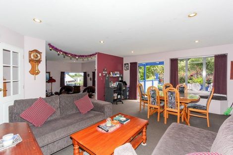Photo of property in 40b Karina Road, Merrilands, New Plymouth, 4312