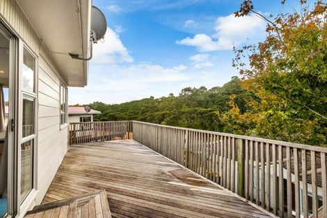 Photo of property in 68 Spinella Drive, Bayview, Auckland, 0629