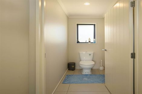 Photo of property in 6 Willowside Place, Amberley, 7410