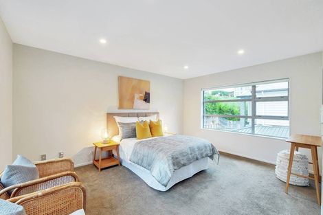 Photo of property in 29 Meteor Place, Schnapper Rock, Auckland, 0632