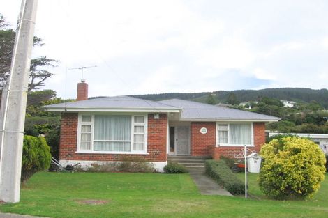 Photo of property in 61 Oxford Street, Tawa, Wellington, 5028