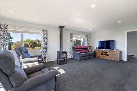 Photo of property in 43 Carrs Road, Urenui, 4377