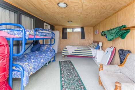 Photo of property in 16 Te Kiri Street, Himatangi Beach, Foxton, 4891