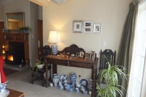 Photo of property in 26 Augusta Street, Redcliffs, Christchurch, 8081