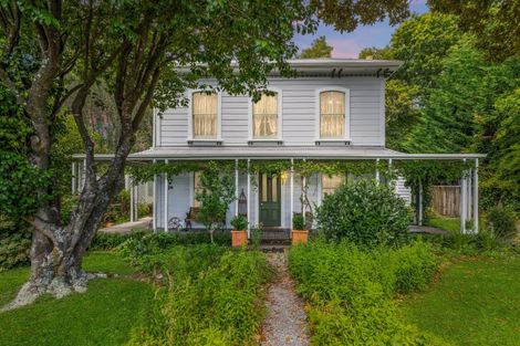 Photo of property in 129 Main Street, Greytown, 5712