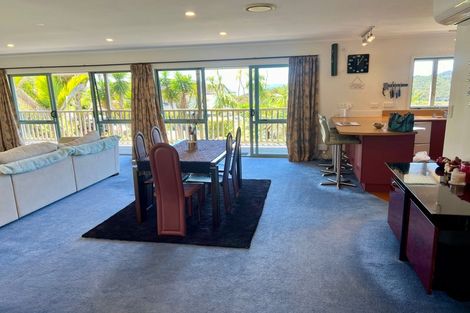 Photo of property in 1 Waterview Place, Haruru, 0204