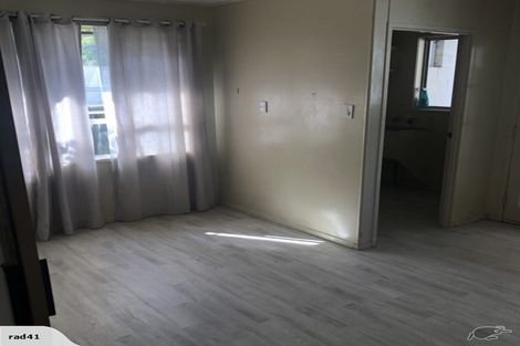 Photo of property in 64 Awaruku Road, Torbay, Auckland, 0630