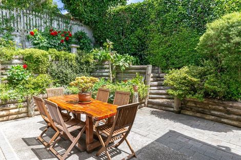 Photo of property in 69a Cashmere Avenue, Khandallah, Wellington, 6035