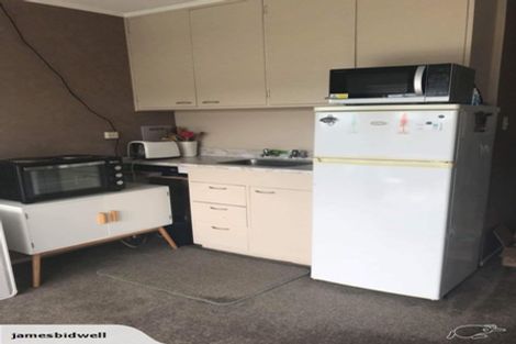 Photo of property in 1/11 Penning Road, Milford, Auckland, 0620