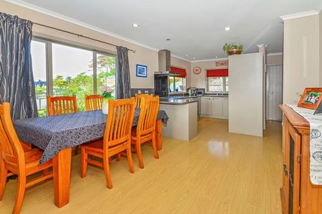 Photo of property in 8 Bilkey Avenue, Pukekohe, 2120