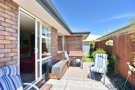 Photo of property in 12 Amberley Beach Road, Amberley, 7410