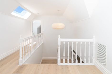 Photo of property in 5 Lavinia Grove, Waikanae Beach, Waikanae, 5036