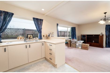 Photo of property in 43a Mortlake Street, Islington, Christchurch, 8042