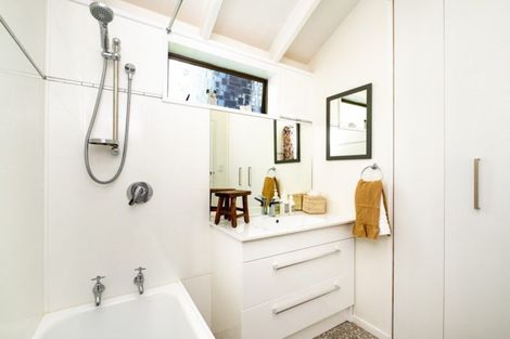 Photo of property in 2/26 Christie Crescent, Havelock North, 4130