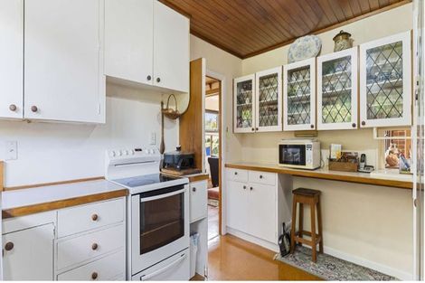 Photo of property in 4 Alton Avenue, Hillcrest, Auckland, 0627