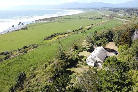 Photo of property in 888 Cape Foulwind Road, Cape Foulwind, Westport, 7892