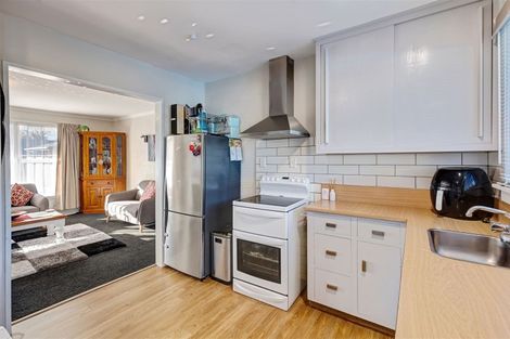 Photo of property in 2/7 Curletts Road, Sockburn, Christchurch, 8042