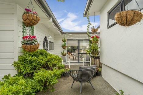 Photo of property in 43 Honeysuckle Lane, Ohauiti, Tauranga, 3112