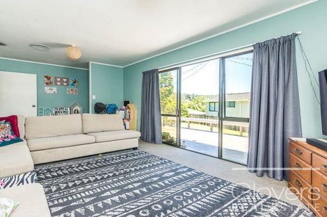 Photo of property in 31b Avonleigh Road, Green Bay, Auckland, 0604