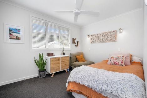 Photo of property in Waterview Estate, 54/4 Greystone Place, Omokoroa, 3114