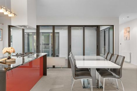 Photo of property in 50 Jeffreys Road, Fendalton, Christchurch, 8052