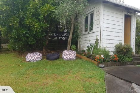 Photo of property in 22 Philson Terrace, Browns Bay, Auckland, 0630