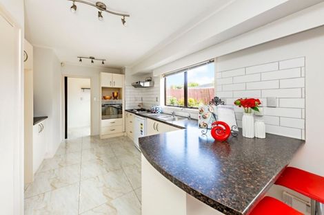 Photo of property in 4 Matuku Place, Papatoetoe, Auckland, 2025