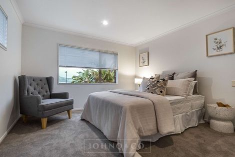 Photo of property in 82 Ngahue Drive, Stonefields, Auckland, 1072
