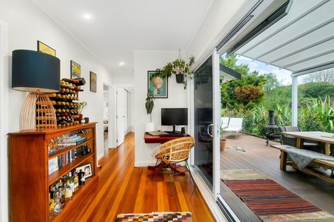 Photo of property in 55a Premier Avenue, Point Chevalier, Auckland, 1022