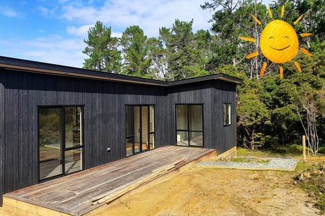 Photo of property in 50 Schoolhouse Bay Road, Kawau Island, 0920