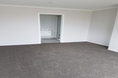 Photo of property in 9a Madeira Close, Whitby, Porirua, 5024